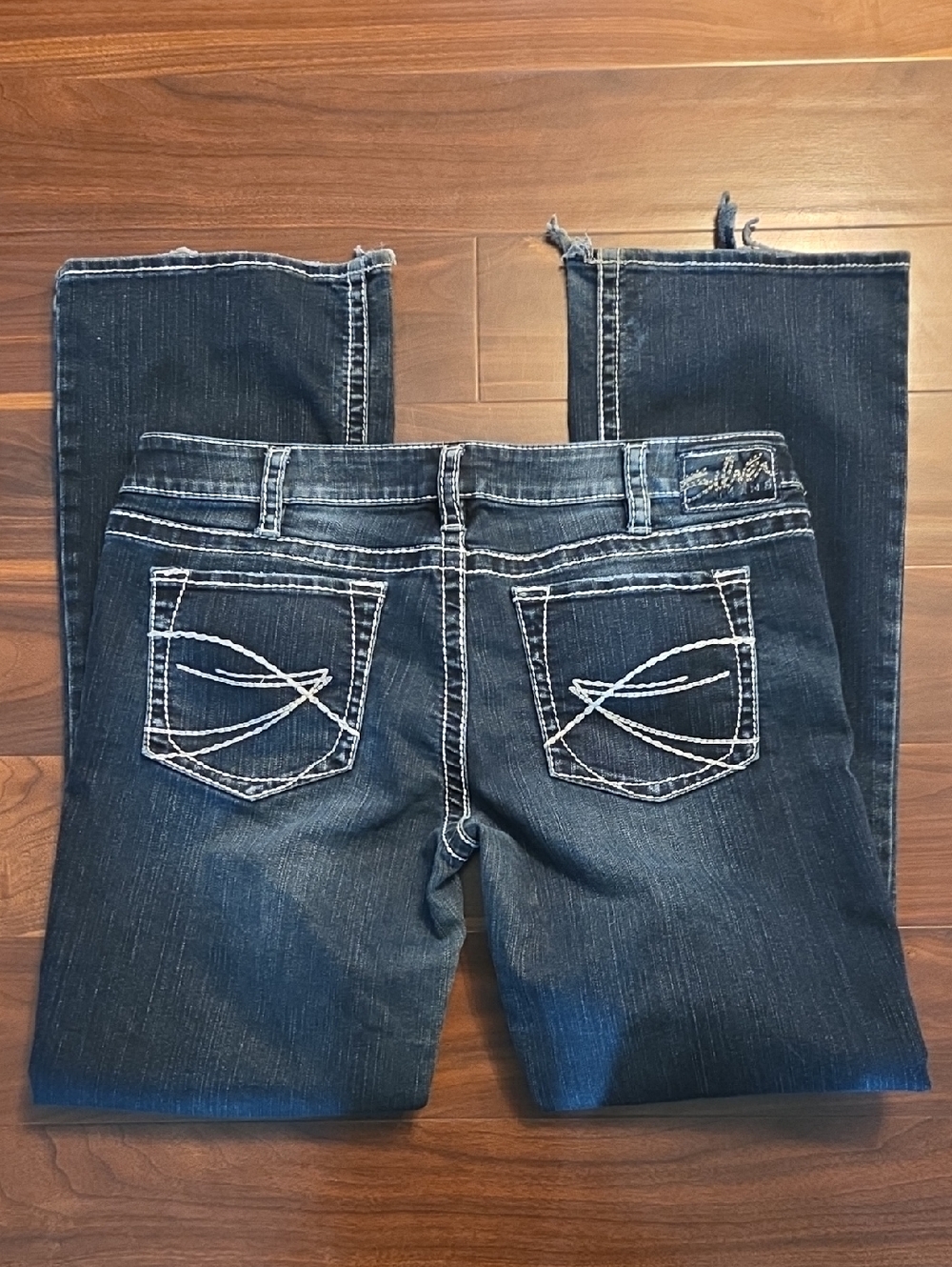 Silver Jeans Aiko Boot Cut Jeans with White Contrast Stitching, Size 34X33".